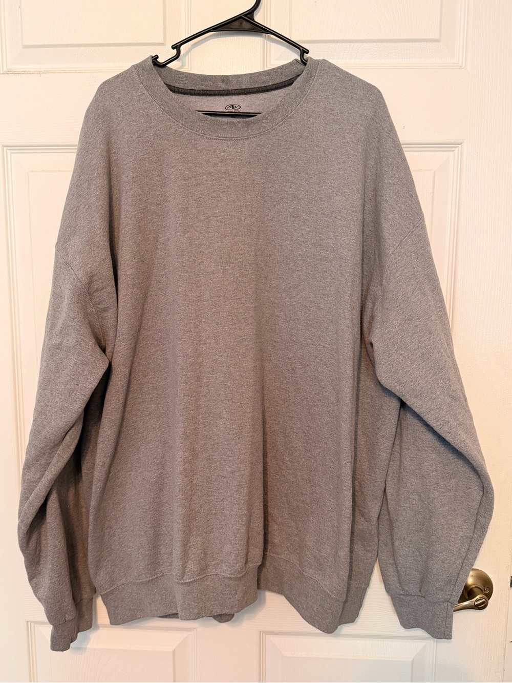 Athletic Works Men's Gray Crewneck Sweatshirt